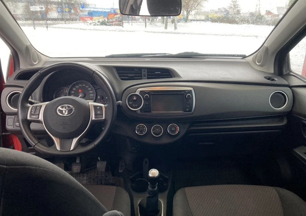 Toyota Yaris cena 35000 przebieg: 76296, rok produkcji 2013 z Krzepice małe 436